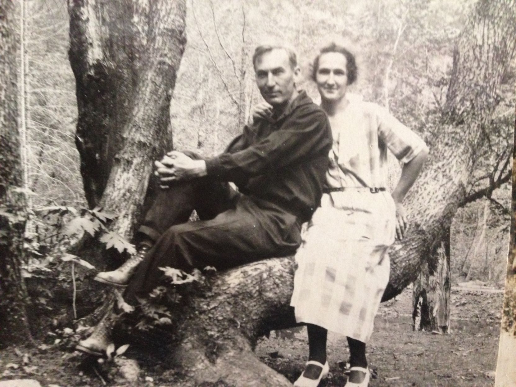 Mc's Place - Noble & Mable McMillen.JPG